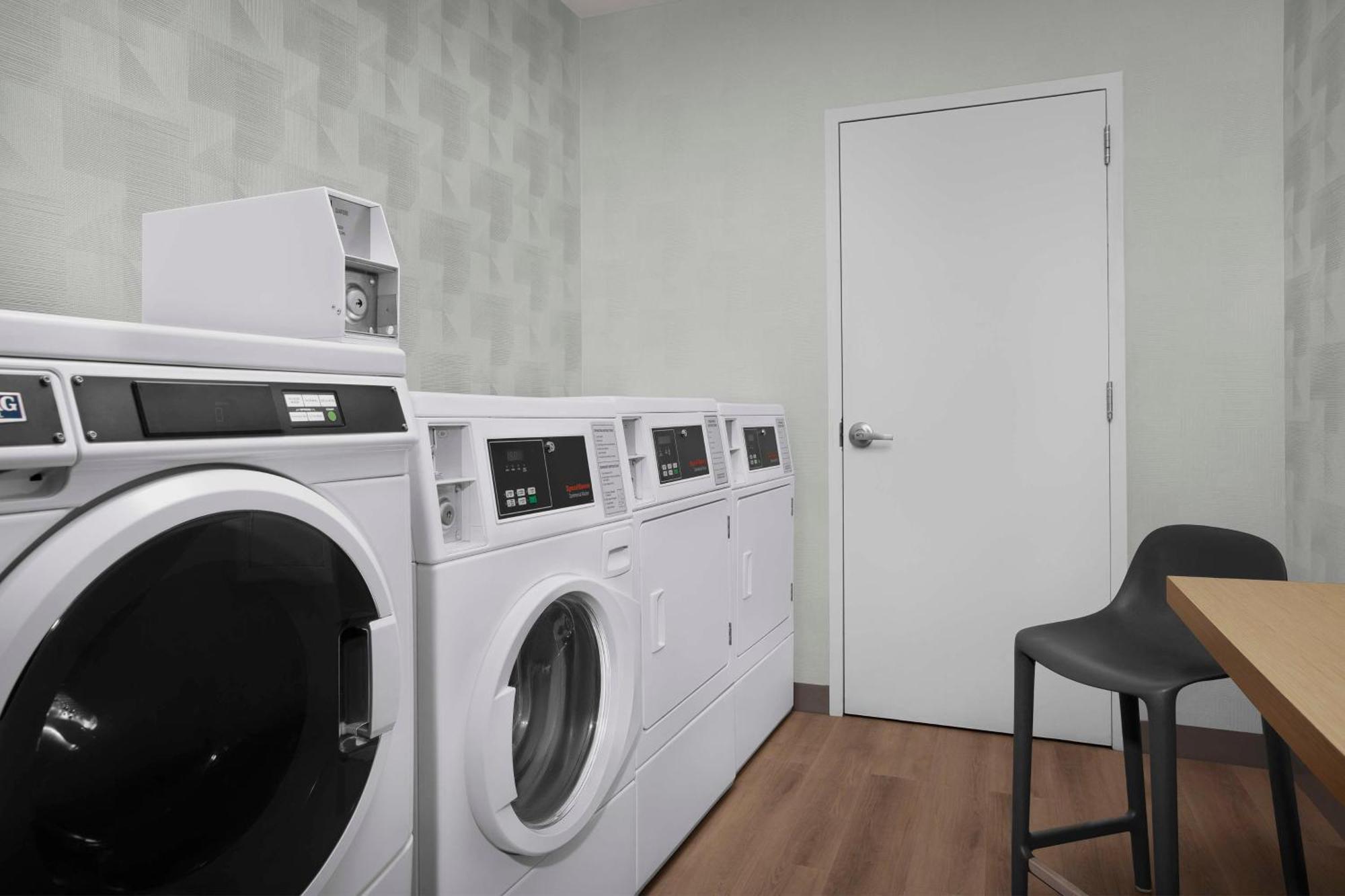 Home2 Suites By Hilton Clarksville/Ft. Campbell Exteriör bild